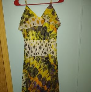 Very summery flowy patterned dress